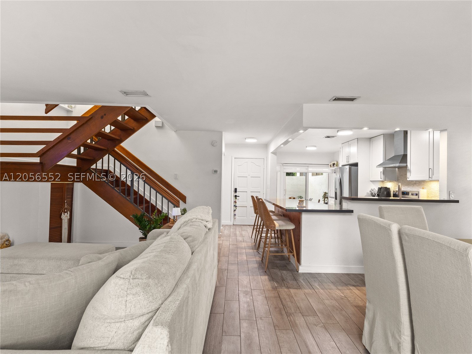 TOWNHOMES OF DORAL PLACE - Residential