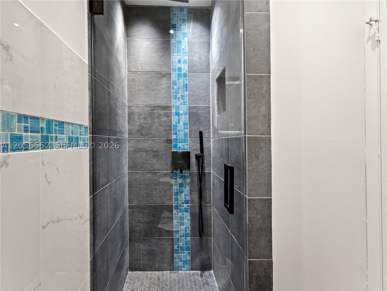 TOWNHOMES OF DORAL PLACE - Residential