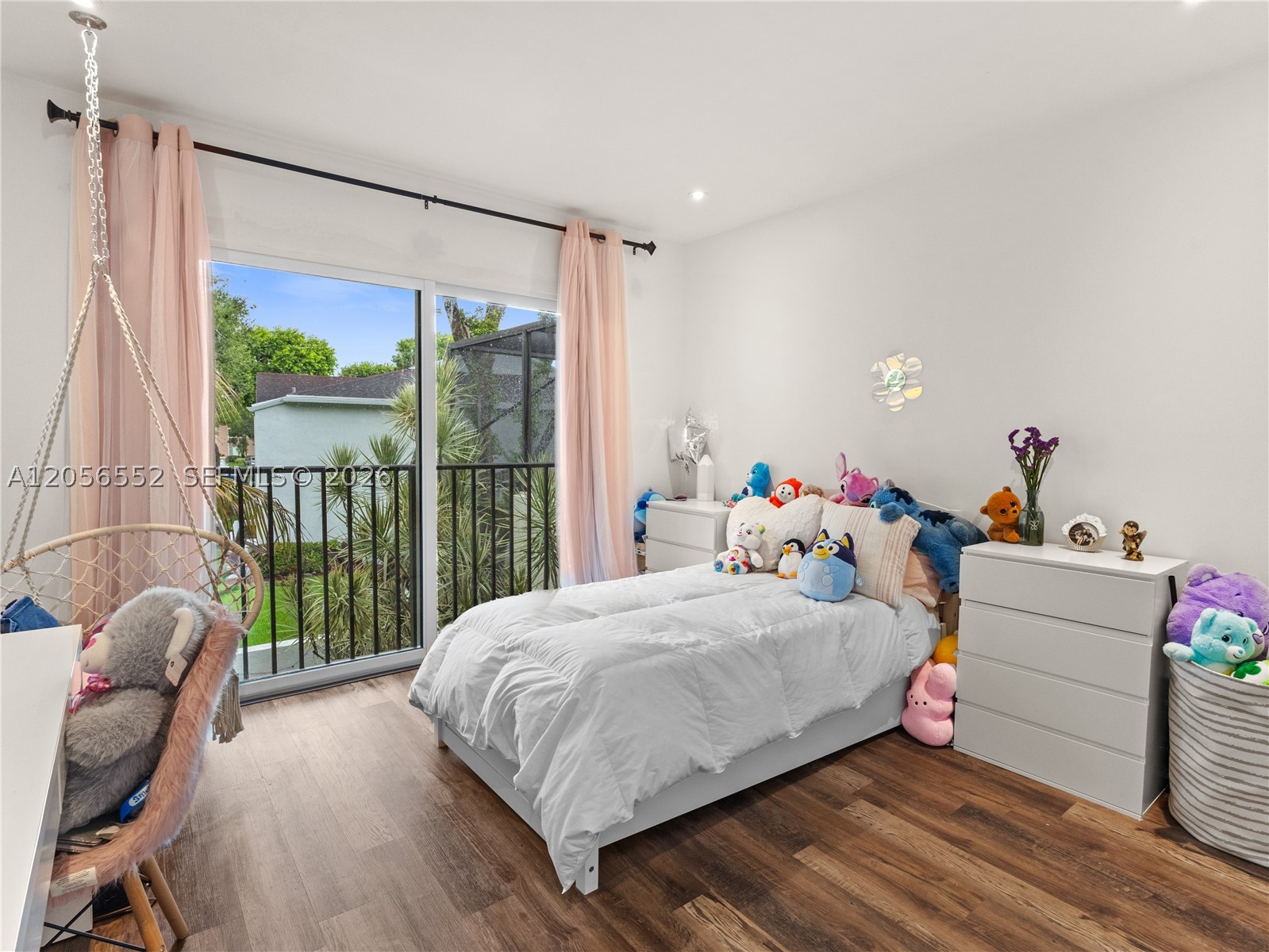 TOWNHOMES OF DORAL PLACE - Residential