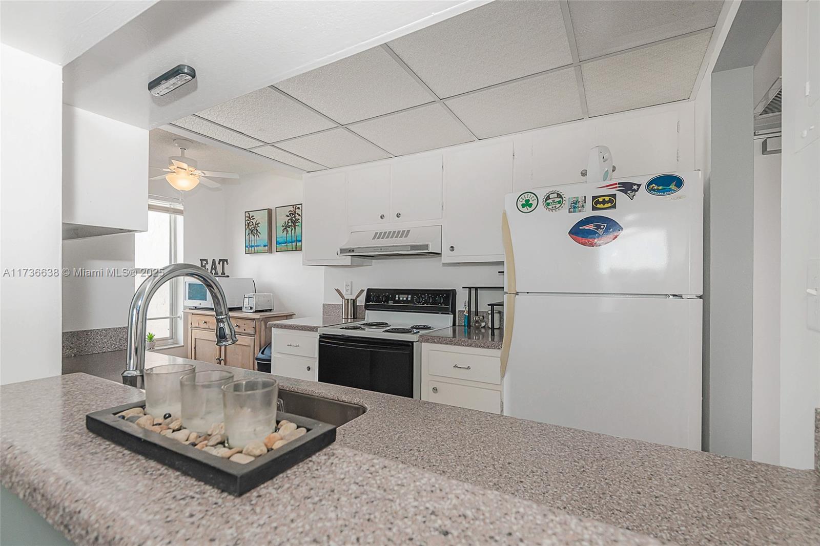 ISLAND CLUB TWO CONDO - Residential Lease