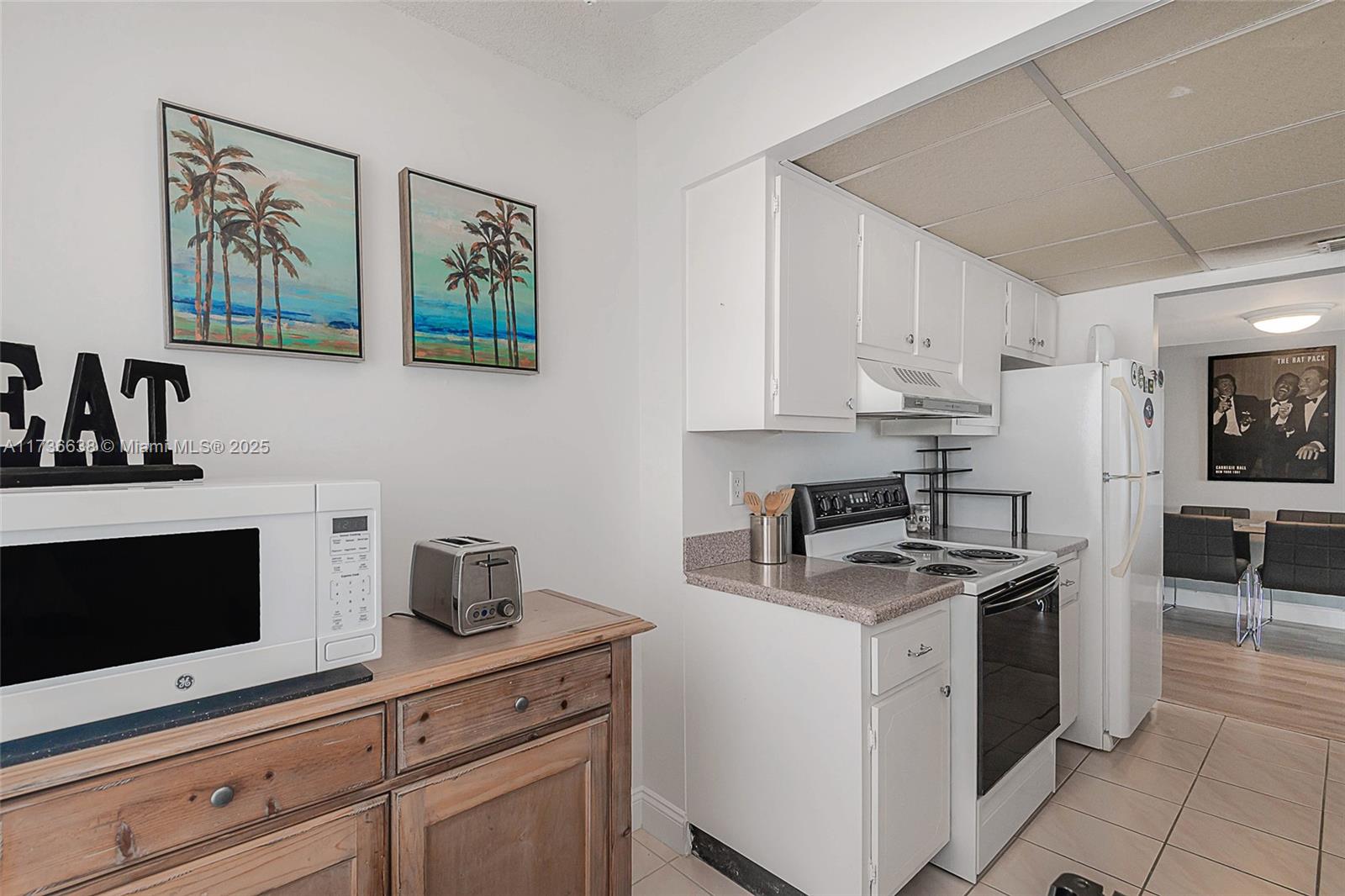 ISLAND CLUB TWO CONDO - Residential Lease