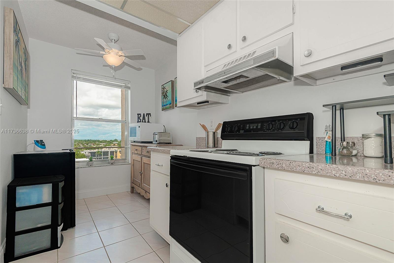 ISLAND CLUB TWO CONDO - Residential Lease