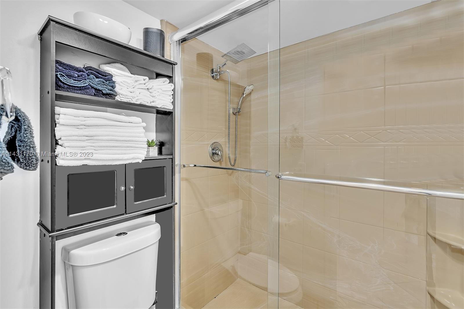FAIRWAYS RIVIERA CONDO - Residential