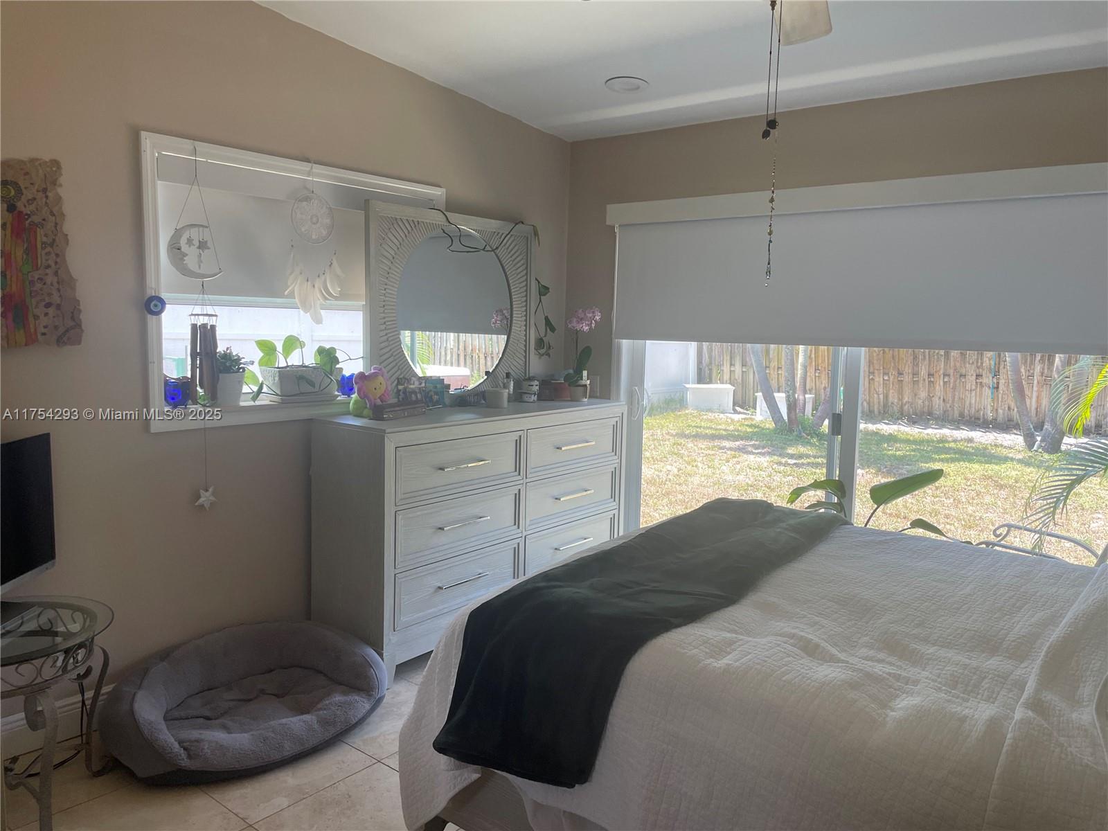 TROPIC VISTA - Residential