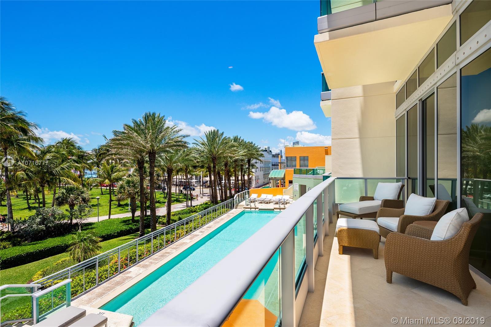 IL VILLAGGIO ON SOUTH BEA - Residential