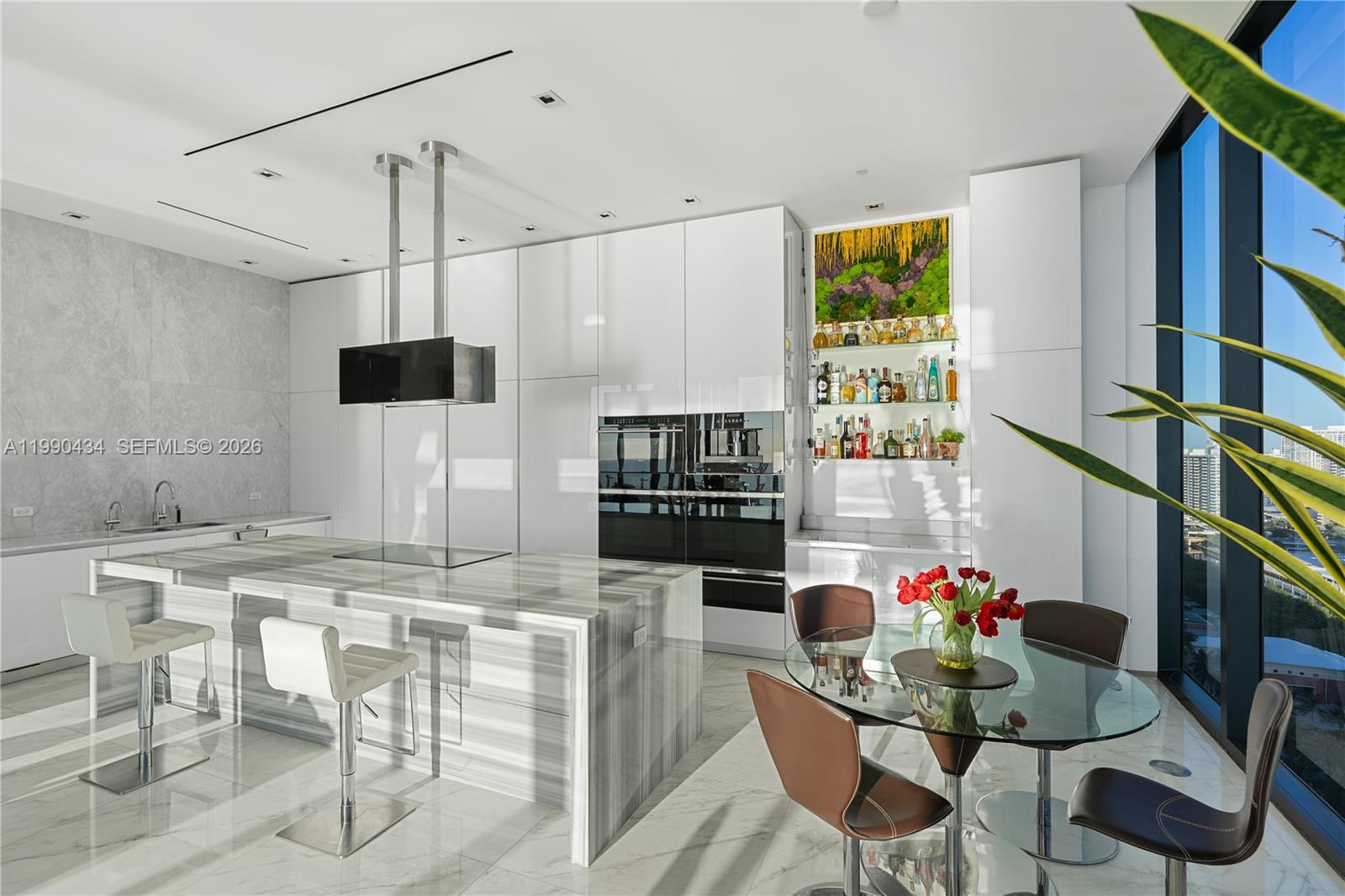 MUSE CONDO - Residential