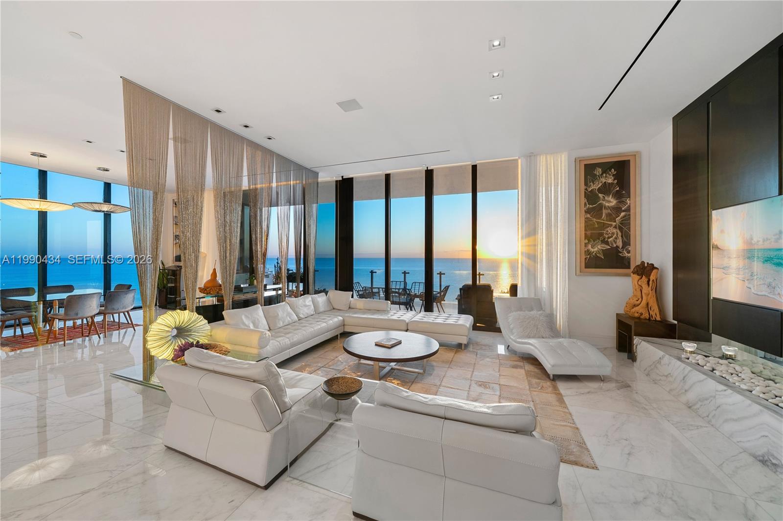 MUSE CONDO - Residential