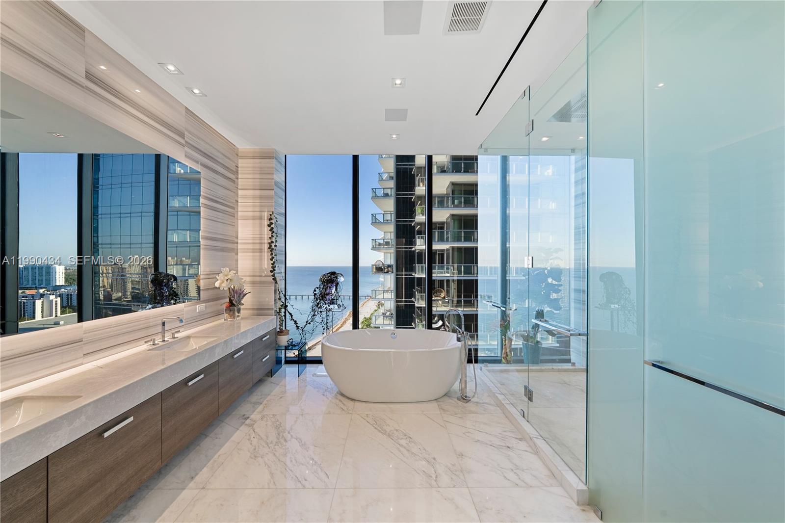 MUSE CONDO - Residential