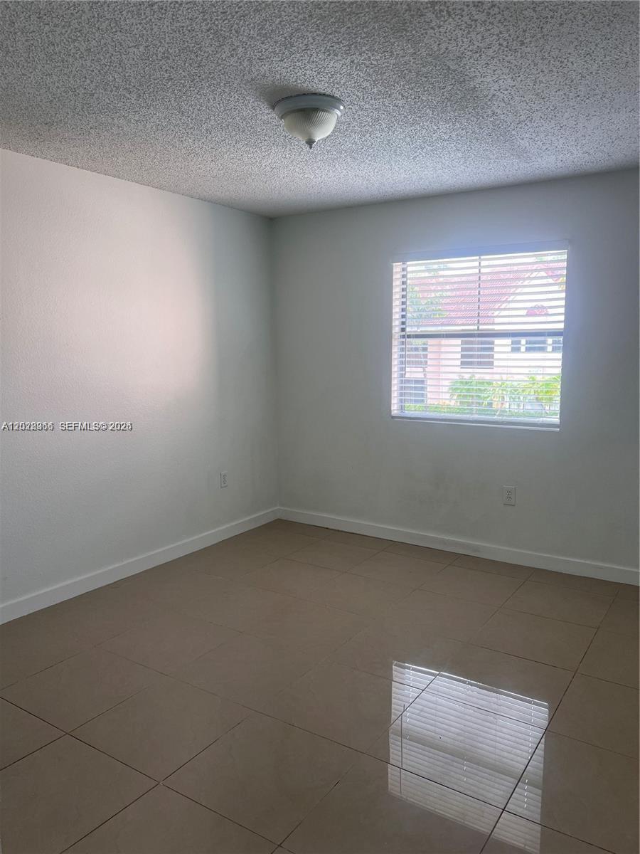 BISCAYNE BEACH CLUB CONDO - Residential Lease
