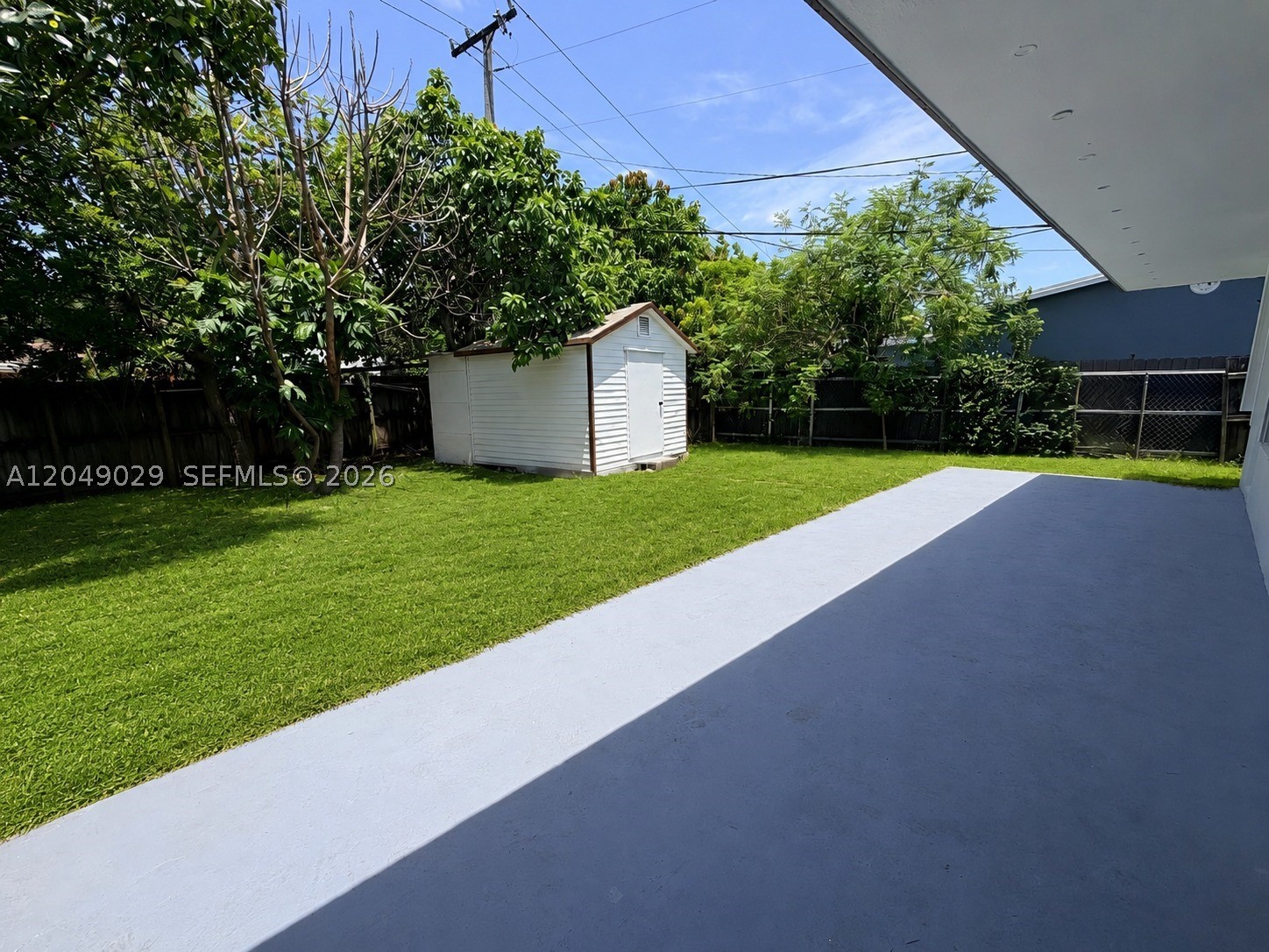 BELL GARDENS - Residential Lease