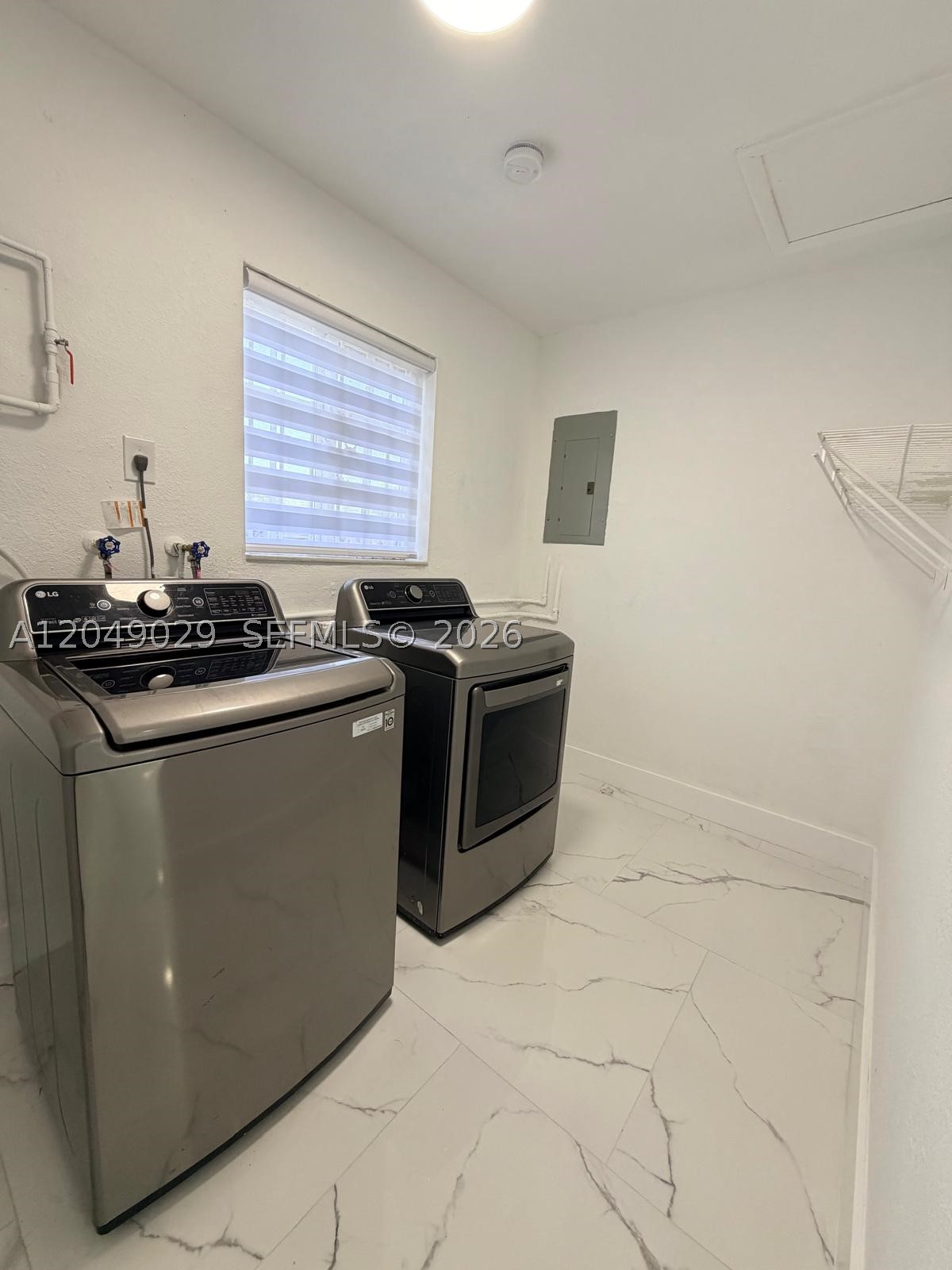 BELL GARDENS - Residential Lease
