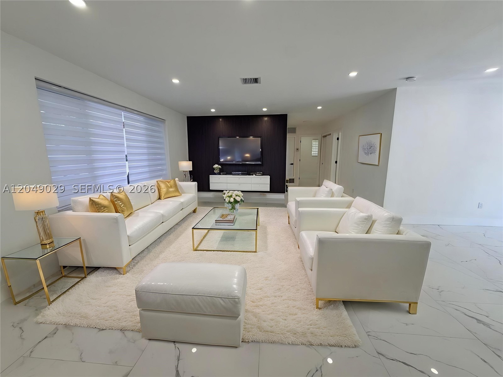 BELL GARDENS - Residential Lease
