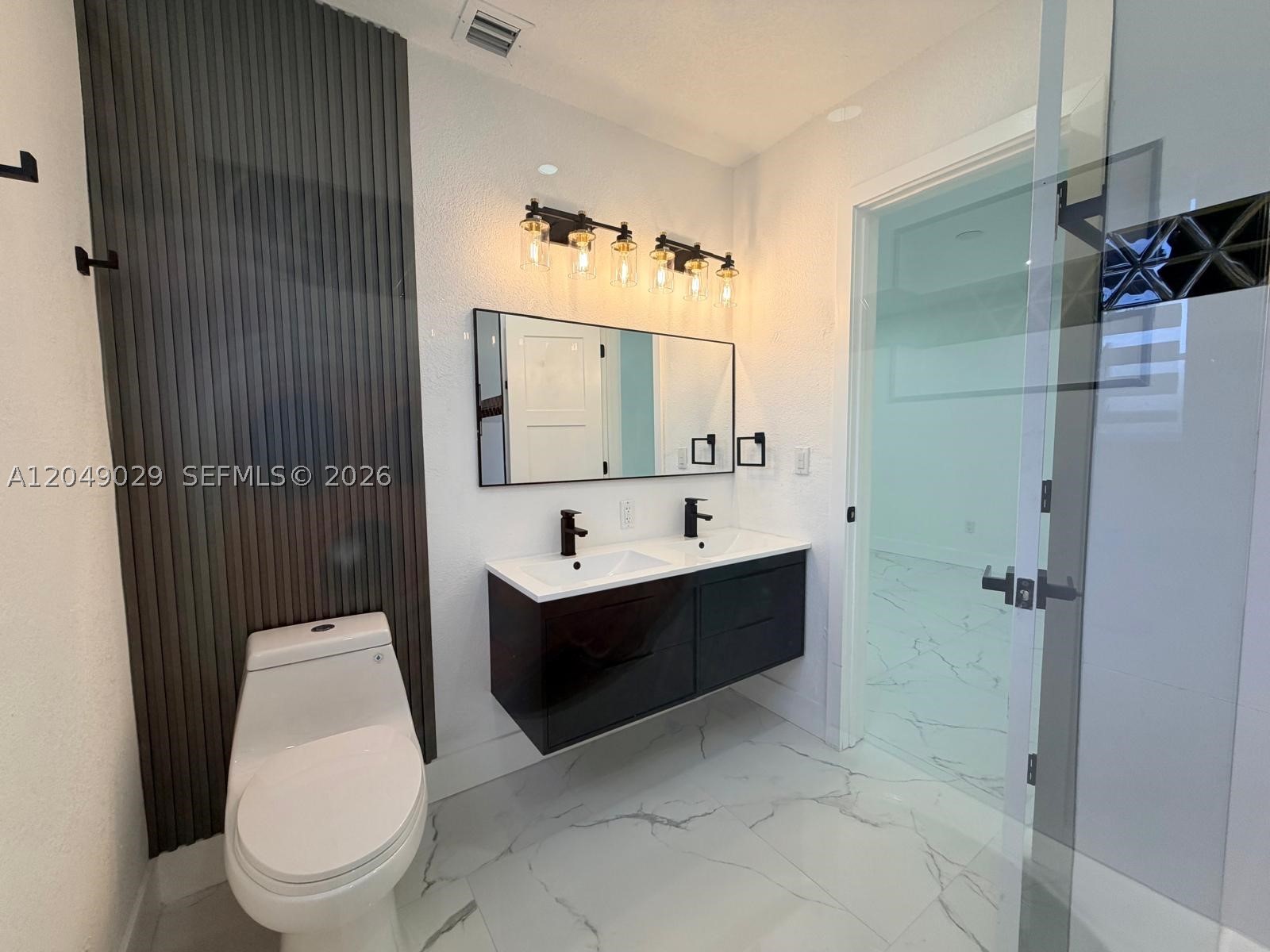 BELL GARDENS - Residential Lease