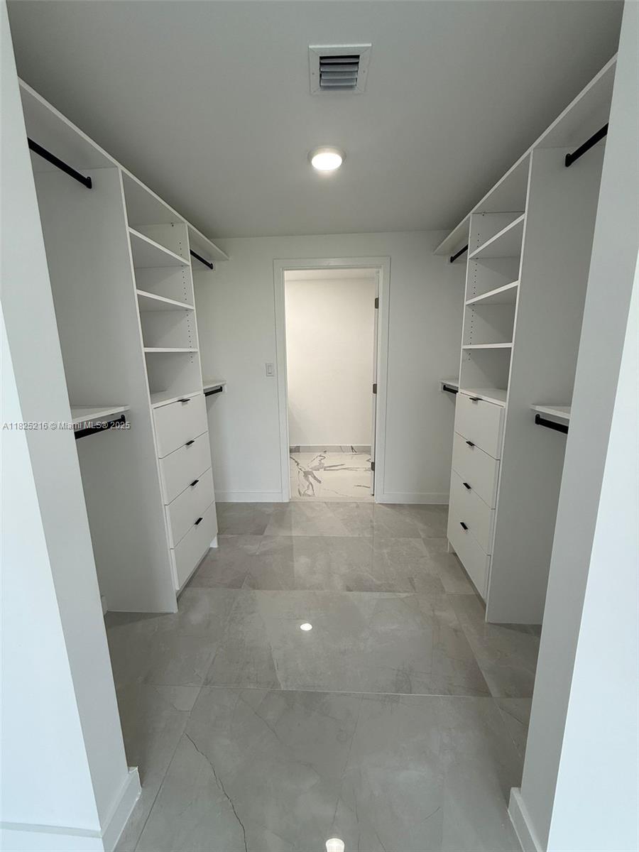 GRANDVILLE PLACE - Residential Lease