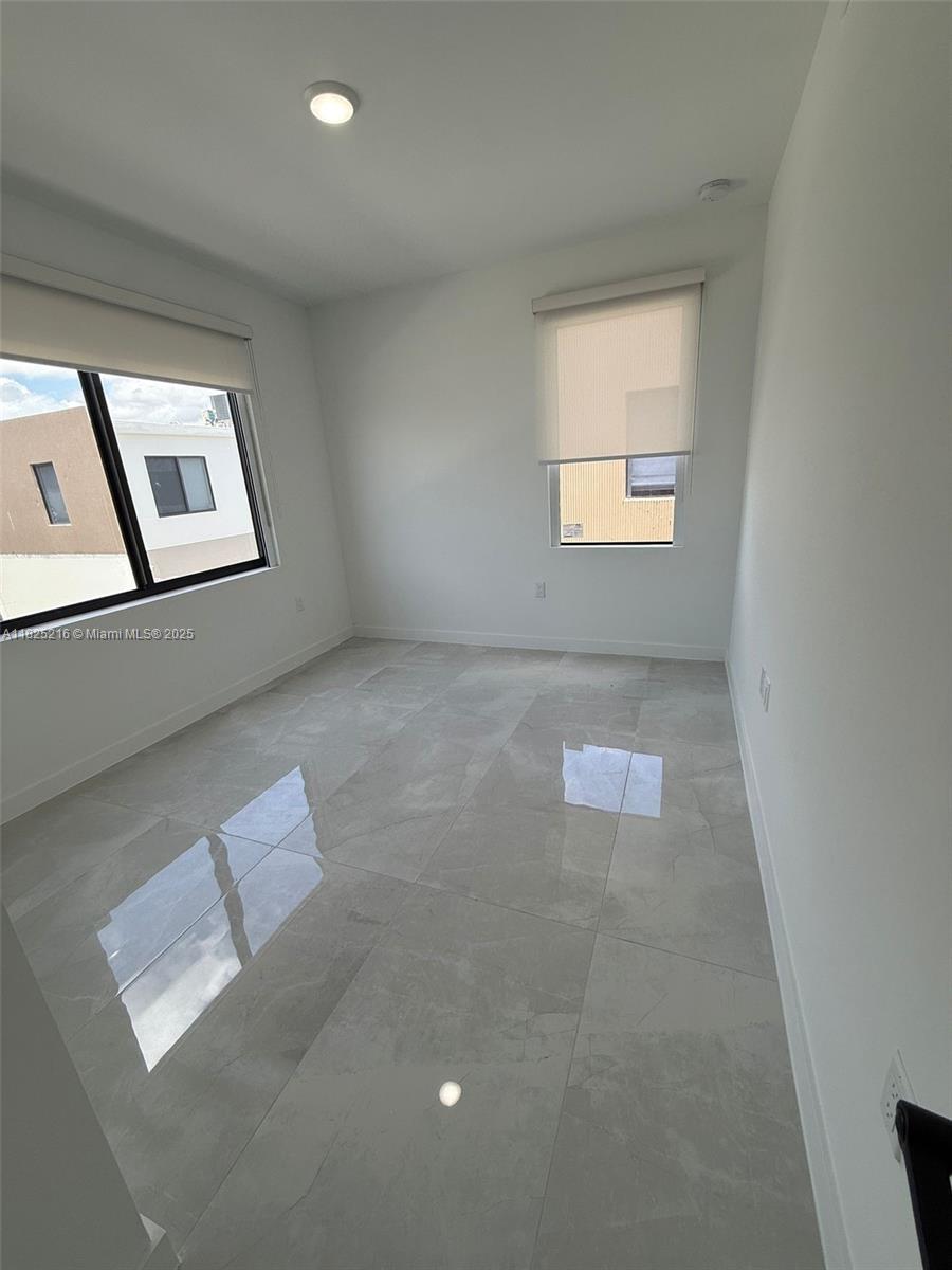 GRANDVILLE PLACE - Residential Lease
