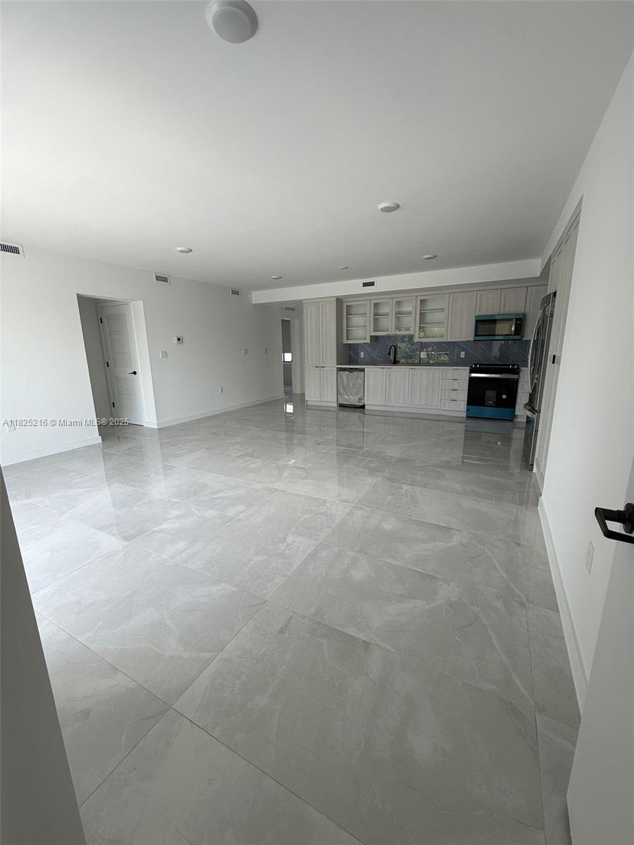 GRANDVILLE PLACE - Residential Lease