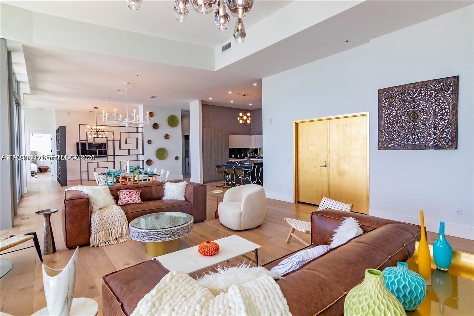 BISCAYNE BEACH CONDO - Residential