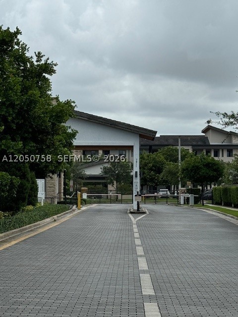 APEX AT PARK CENTRAL COND - Residential