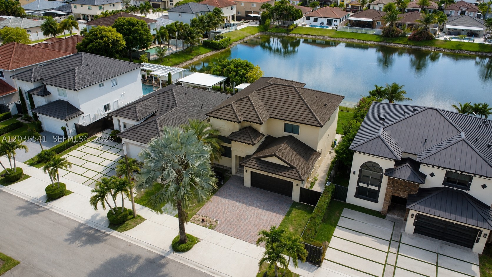 OAKLAND SUBDIVISION - Residential Lease
