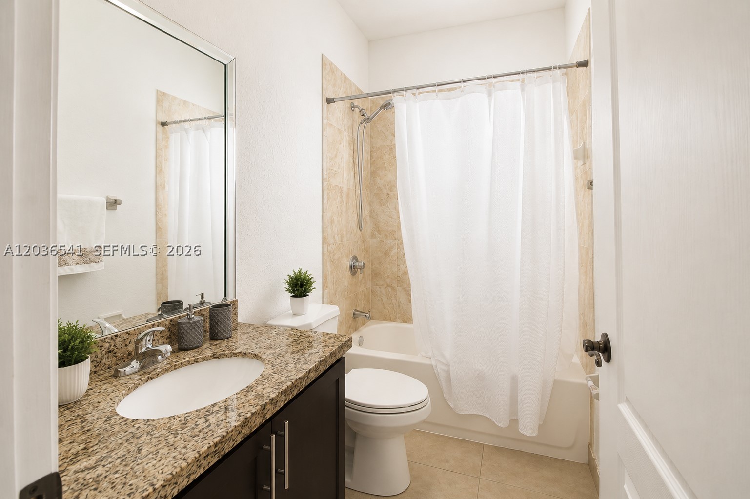 OAKLAND SUBDIVISION - Residential Lease