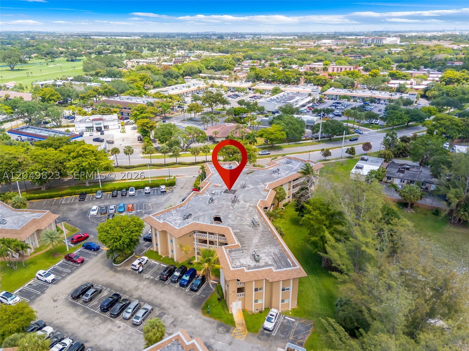 VILLAS OF MIAMI LAKES CON - Residential