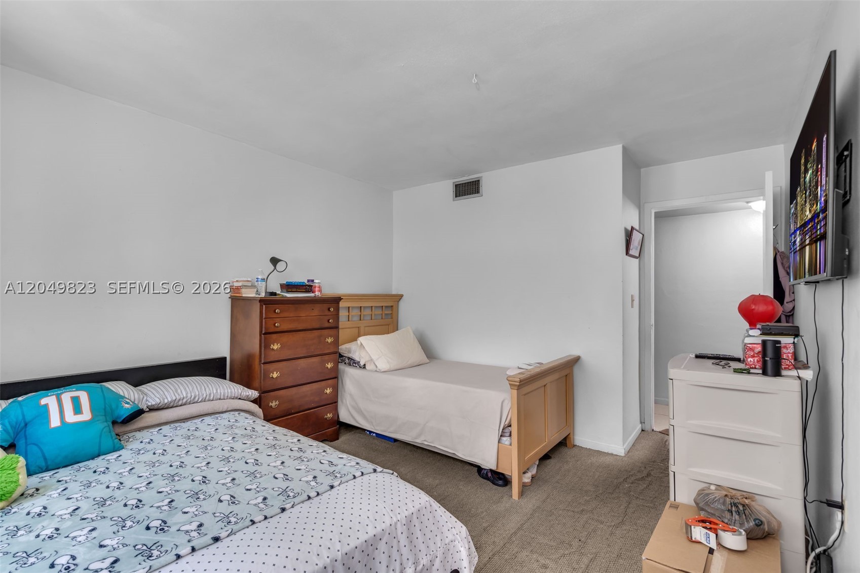 VILLAS OF MIAMI LAKES CON - Residential