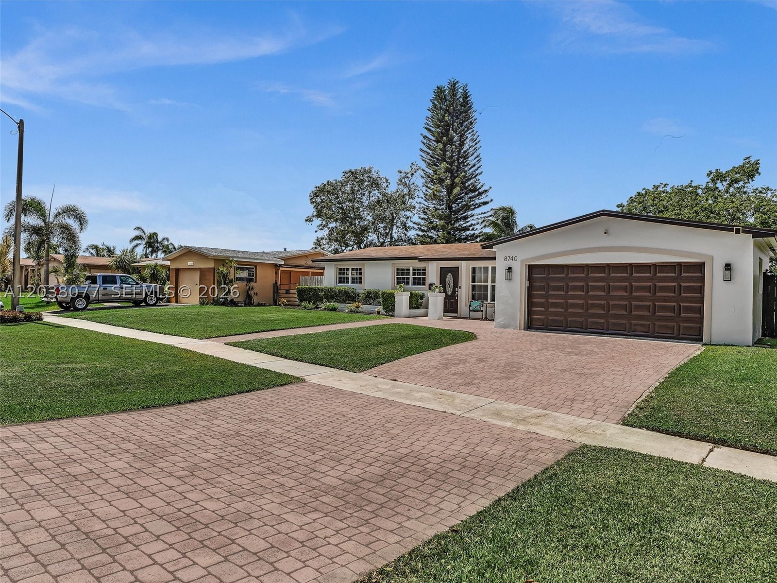 PASADENA LAKES WEST - Residential