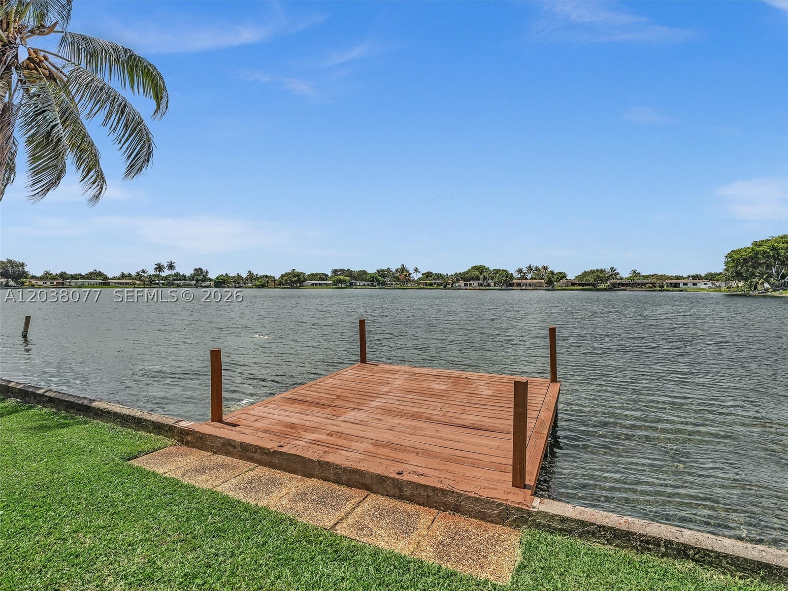 PASADENA LAKES WEST - Residential