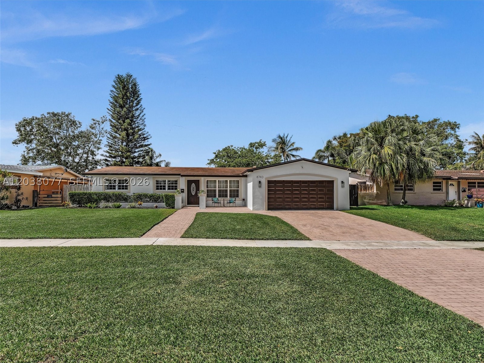 PASADENA LAKES WEST - Residential