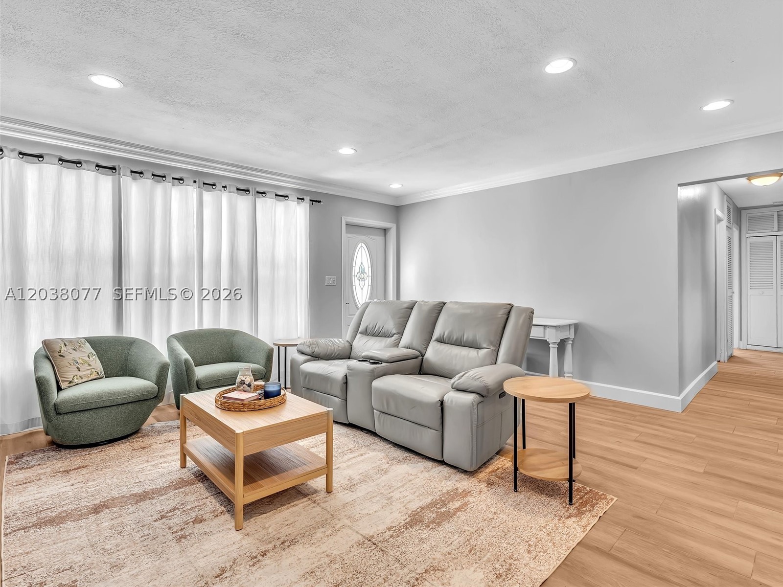 PASADENA LAKES WEST - Residential