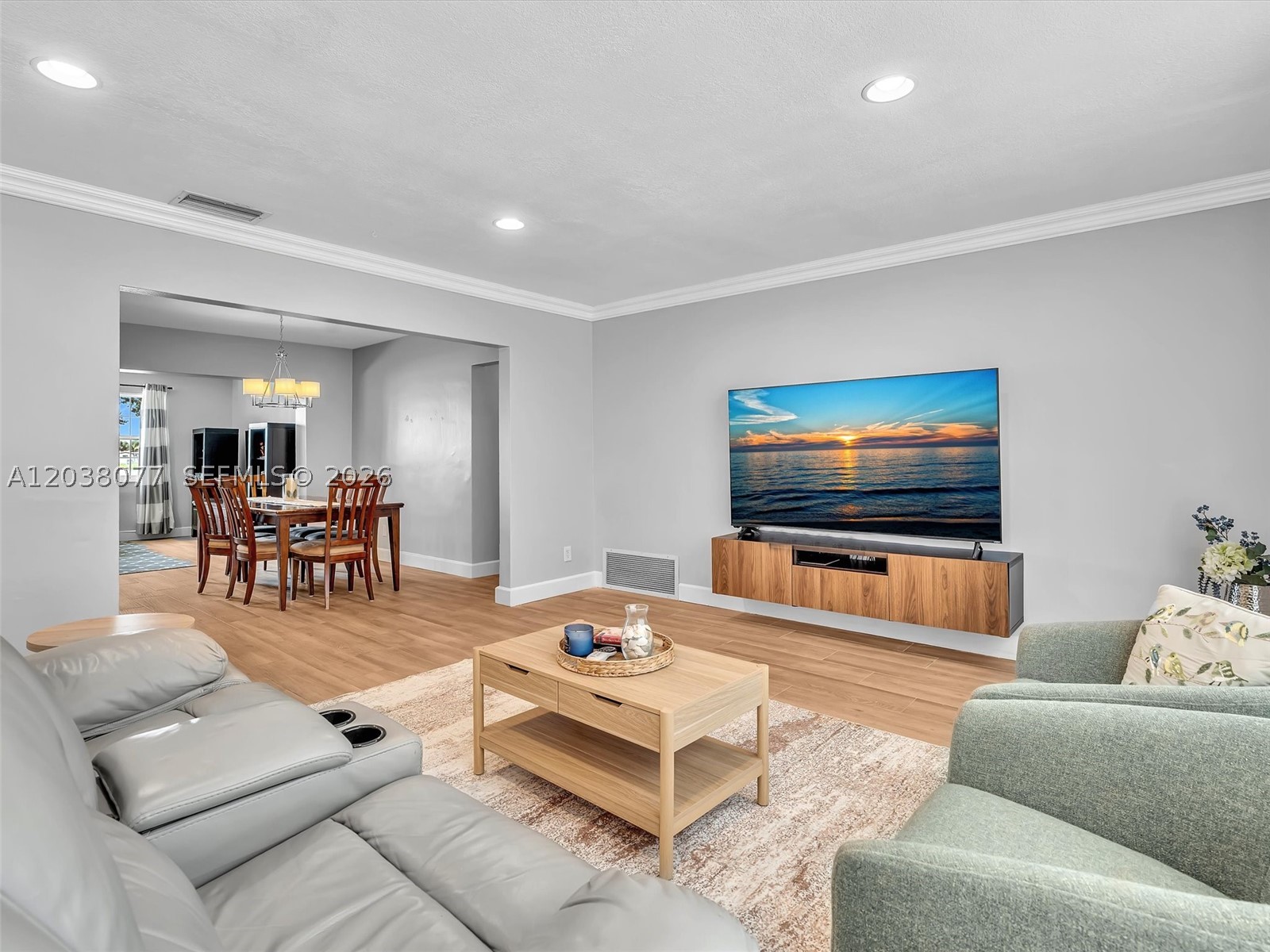 PASADENA LAKES WEST - Residential