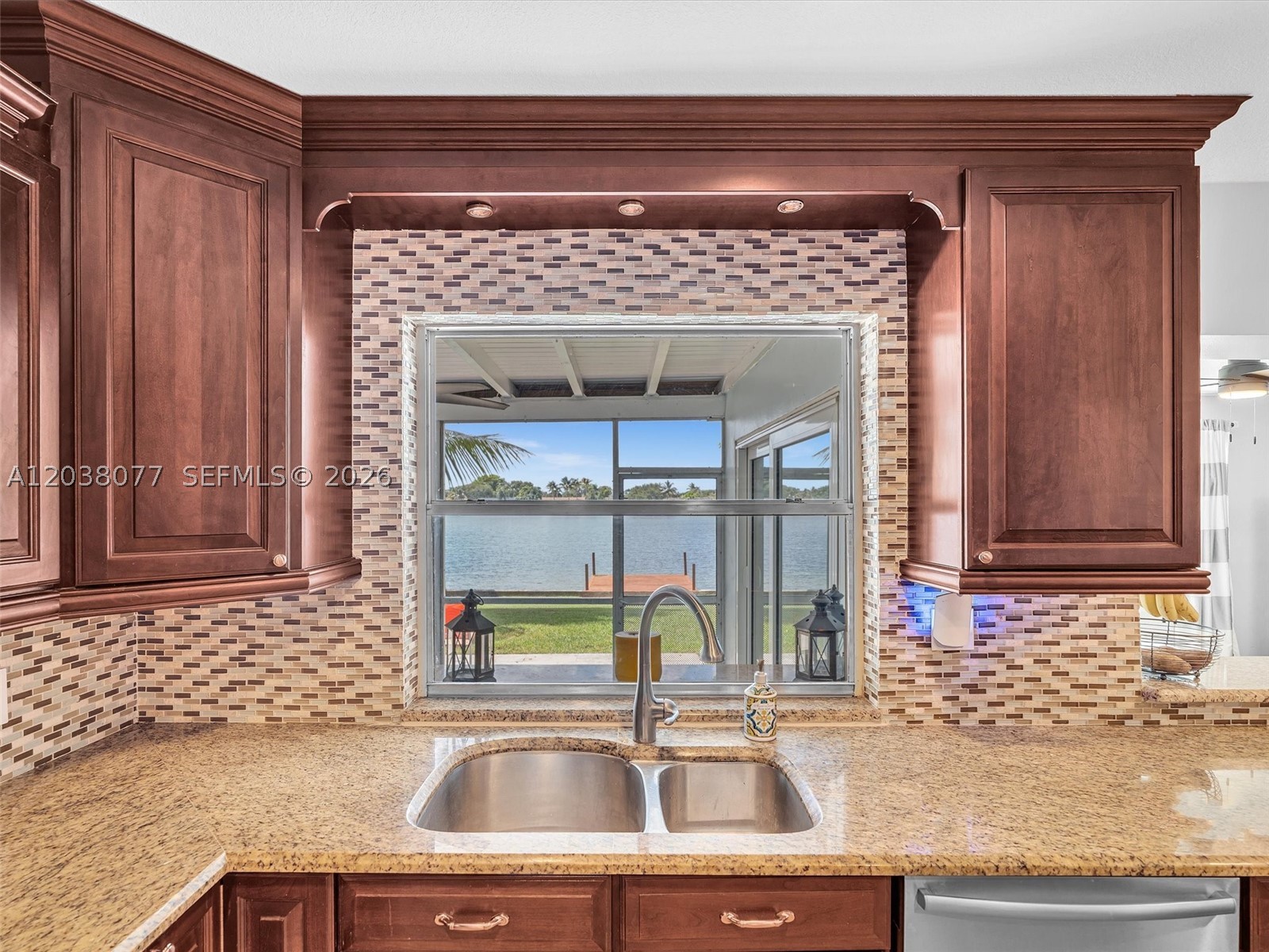 PASADENA LAKES WEST - Residential