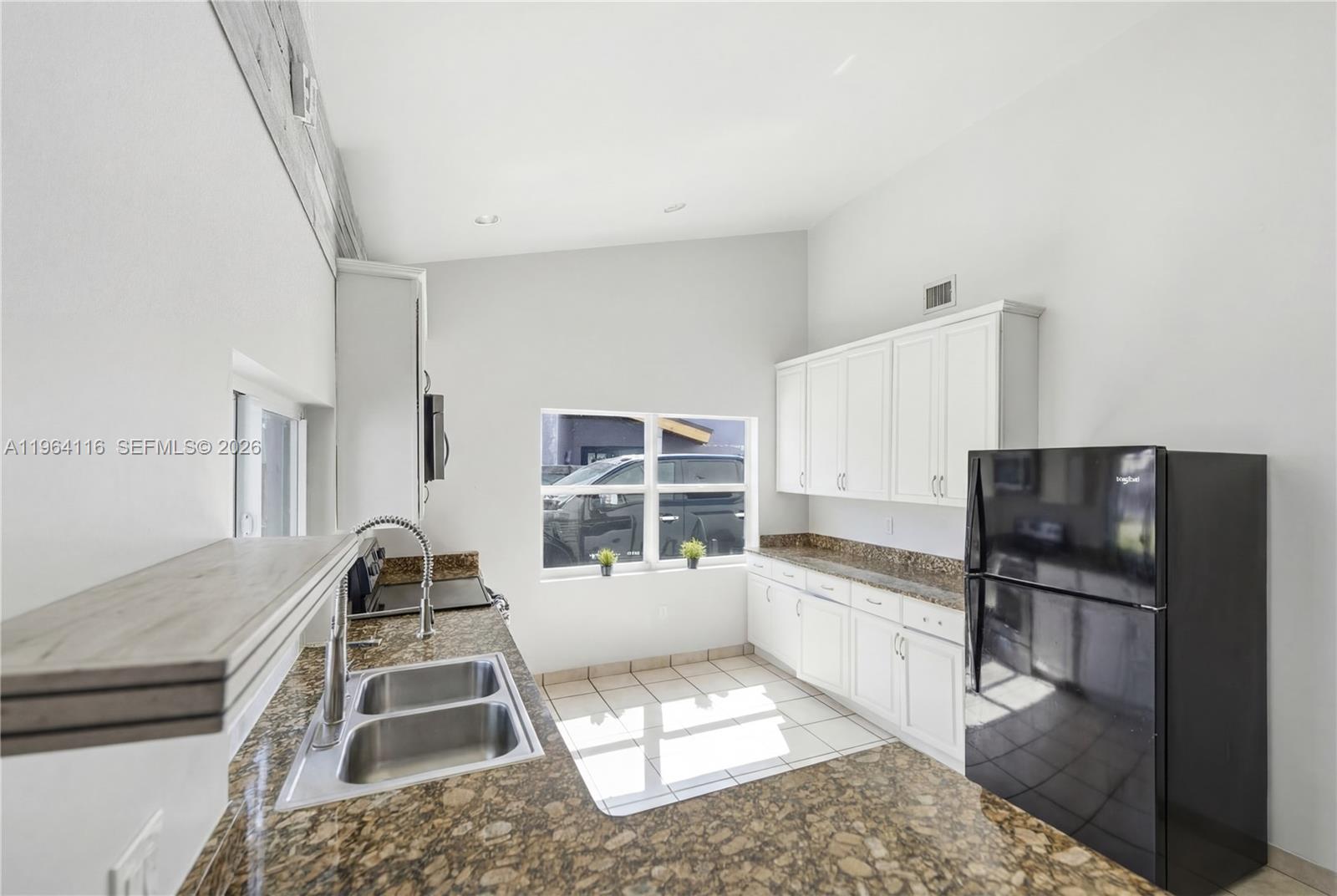 BONAVENTURE LAKES ADD 2 - Residential