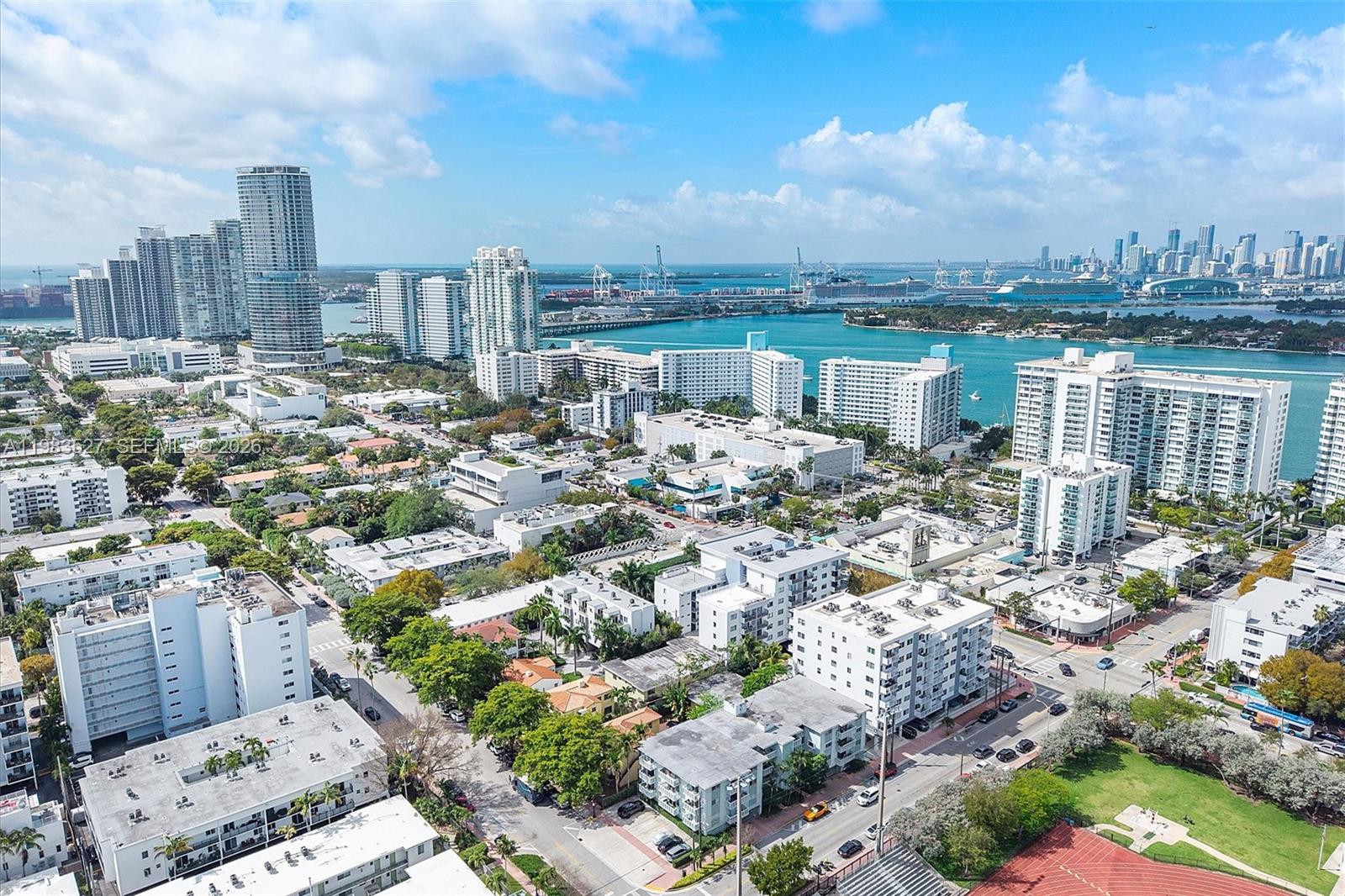 LENOX VILLAS CONDO - Residential Lease