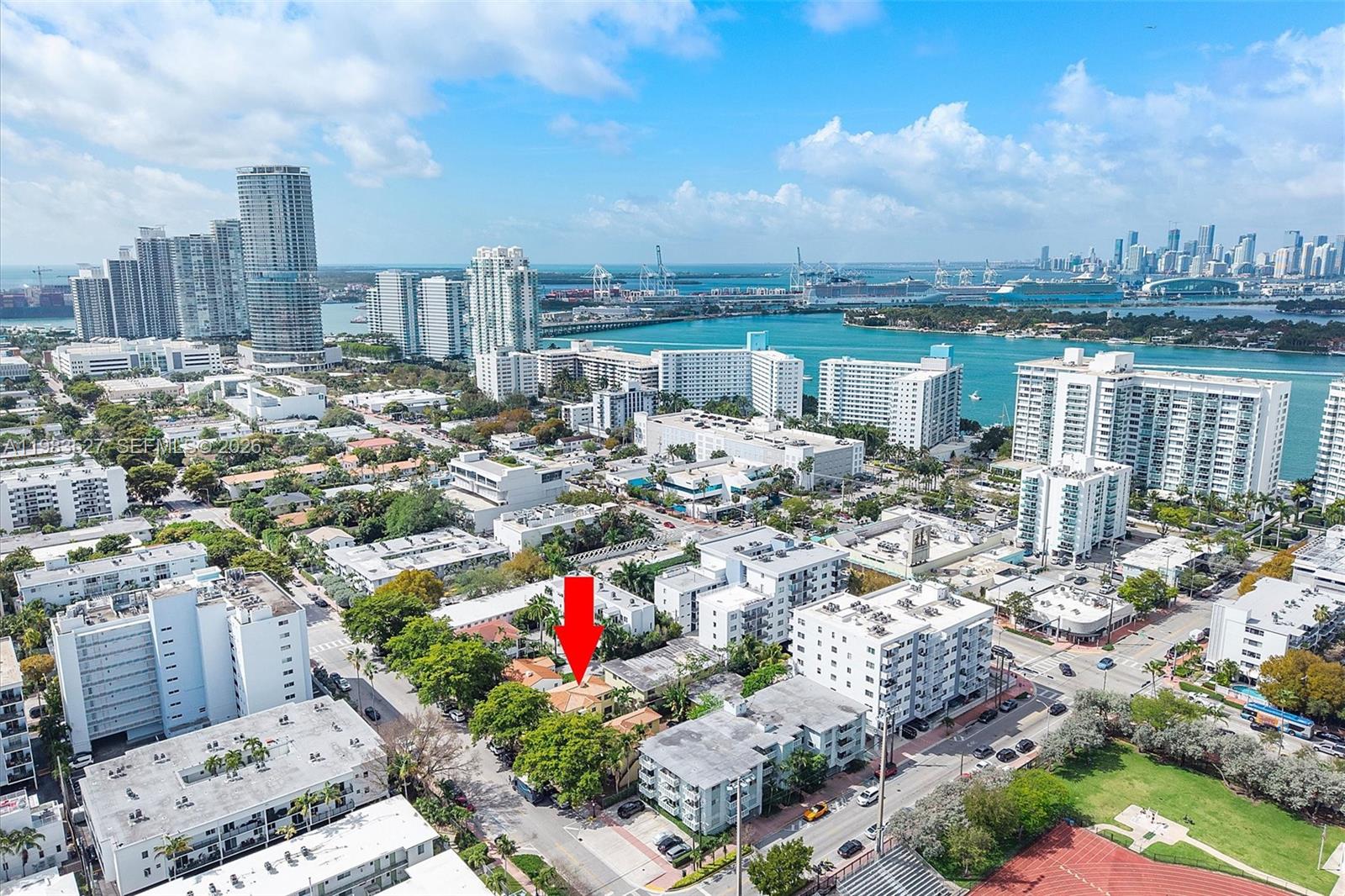LENOX VILLAS CONDO - Residential Lease