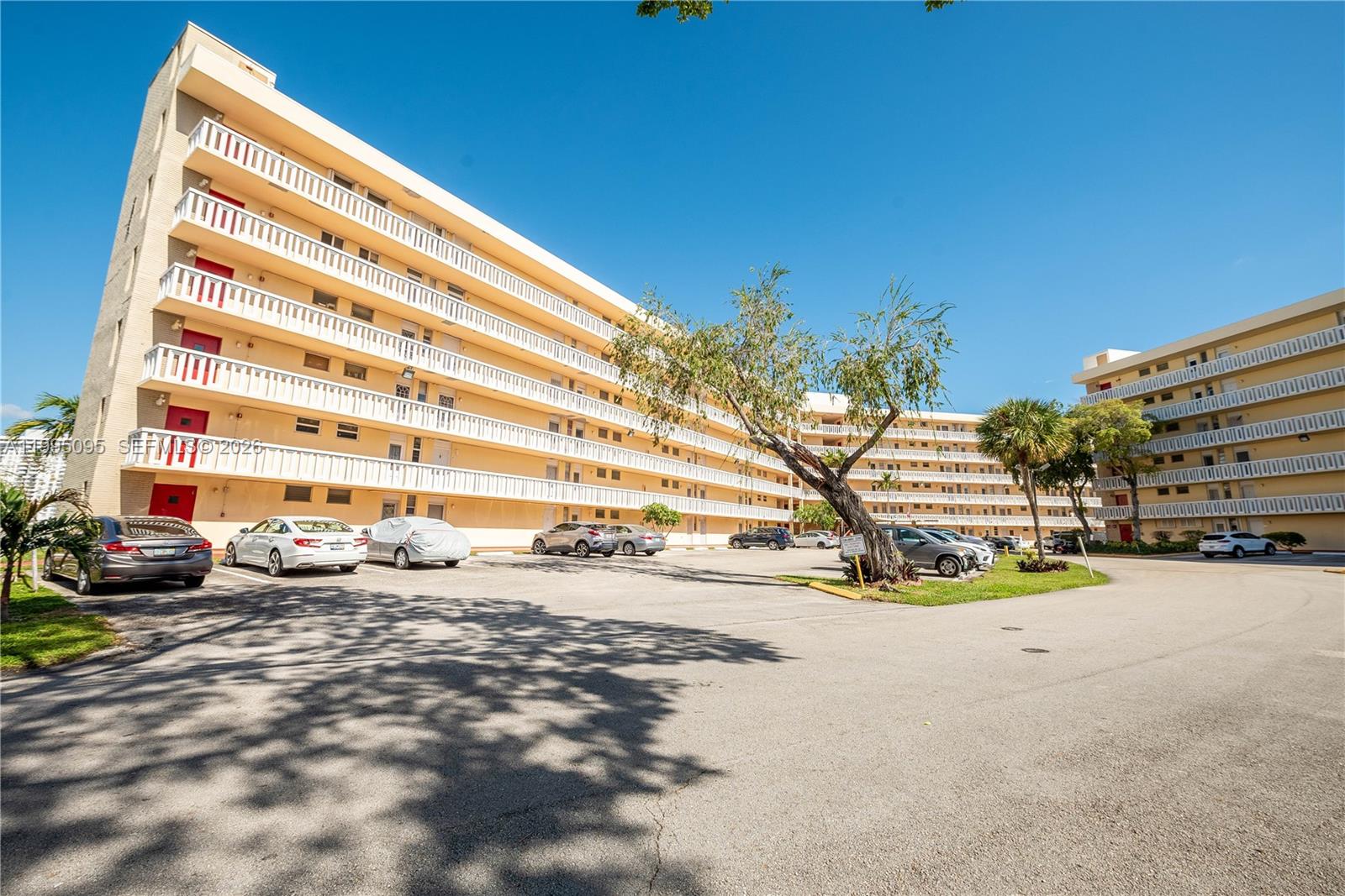 POINT EAST ONE CONDO-BLDG - Residential