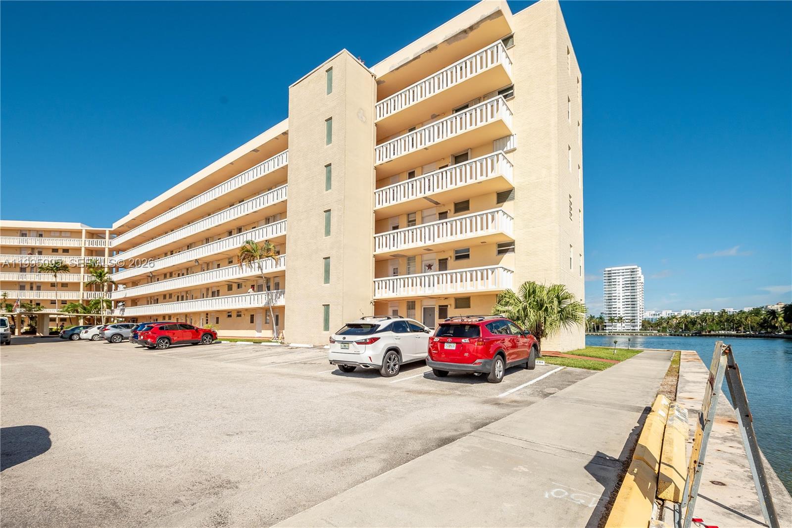POINT EAST ONE CONDO-BLDG - Residential