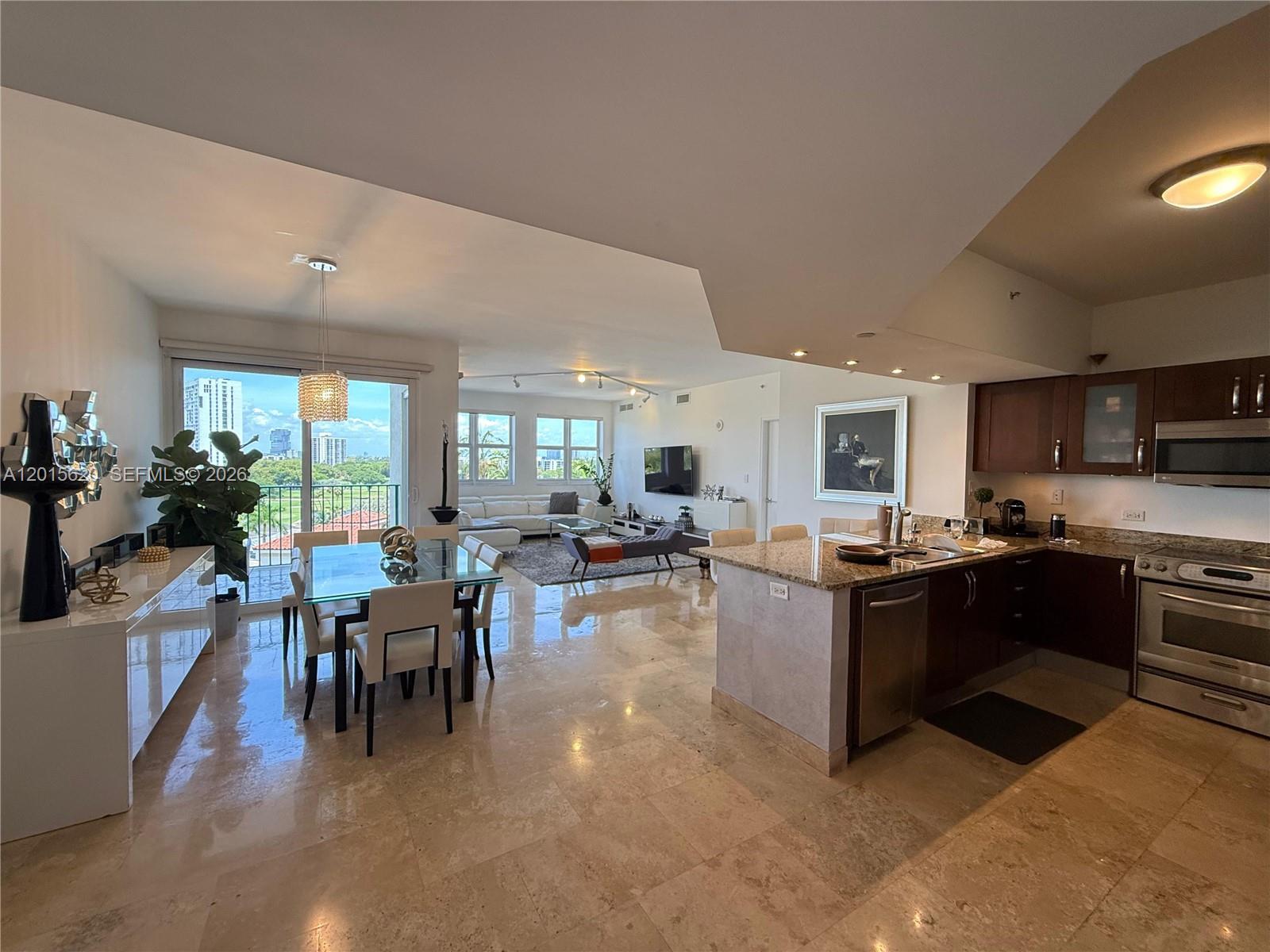 TURNBERRY VILLAGE SO TOWE - Residential