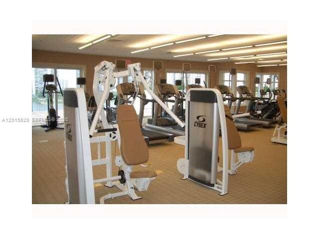 TURNBERRY VILLAGE SO TOWE - Residential