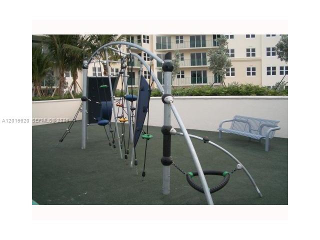 TURNBERRY VILLAGE SO TOWE - Residential