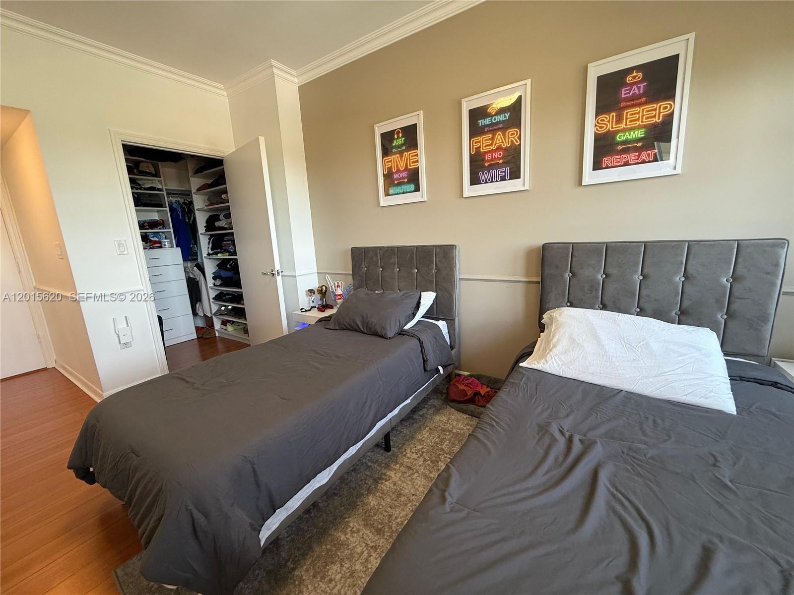 TURNBERRY VILLAGE SO TOWE - Residential