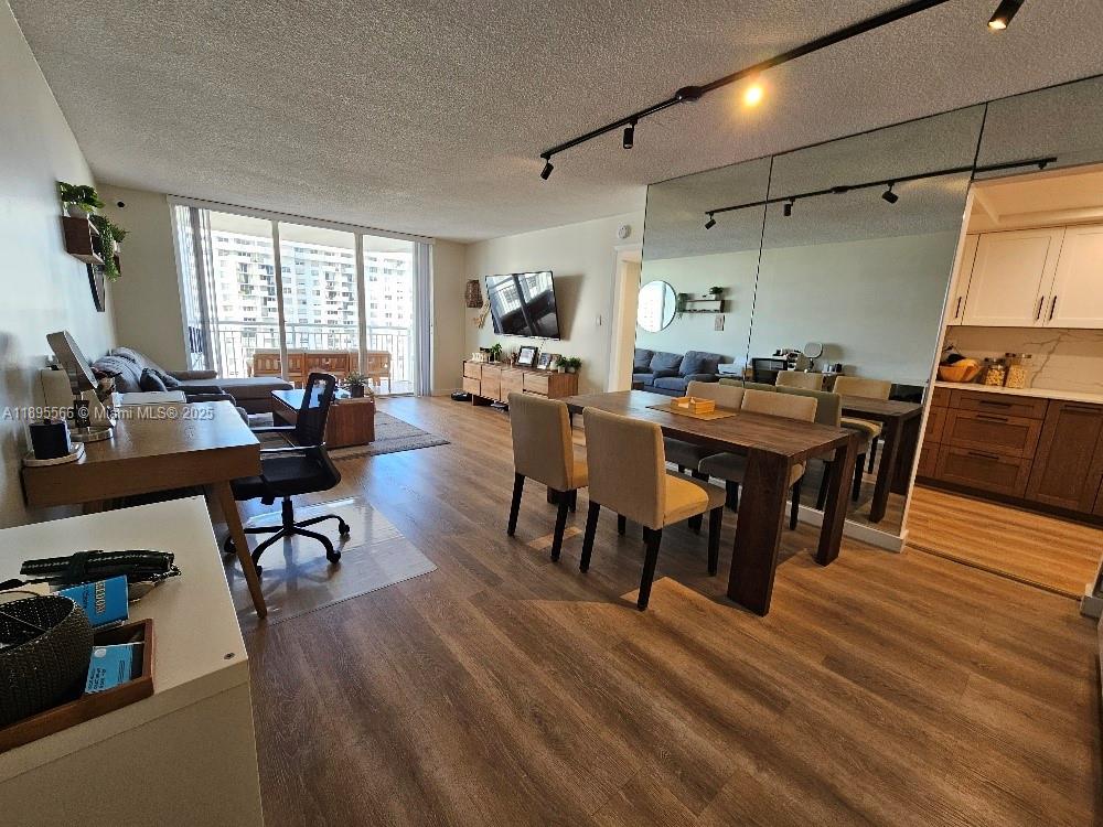 DEL PRADO MARINA - Residential