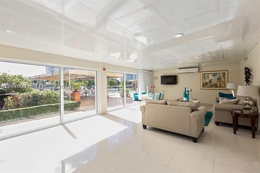 KINGS POINT IMPERIAL COND - Residential Lease