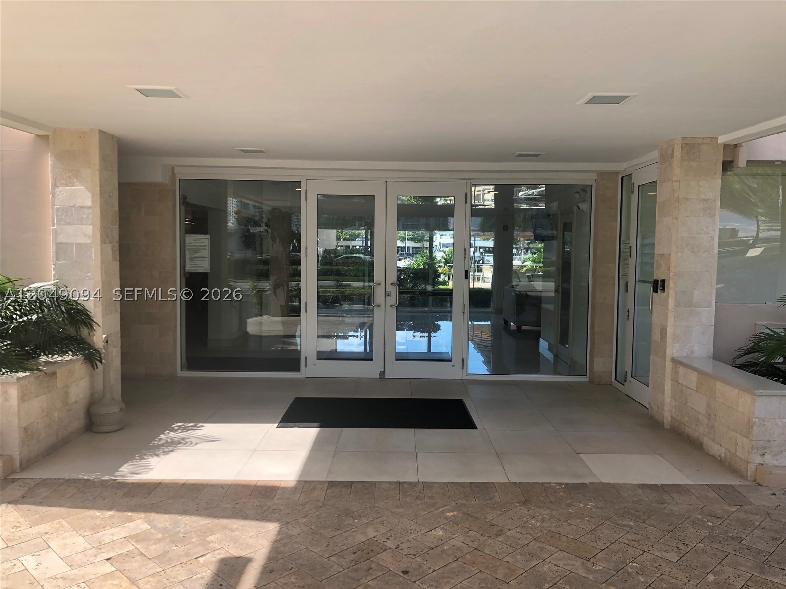 KINGS POINT IMPERIAL COND - Residential Lease