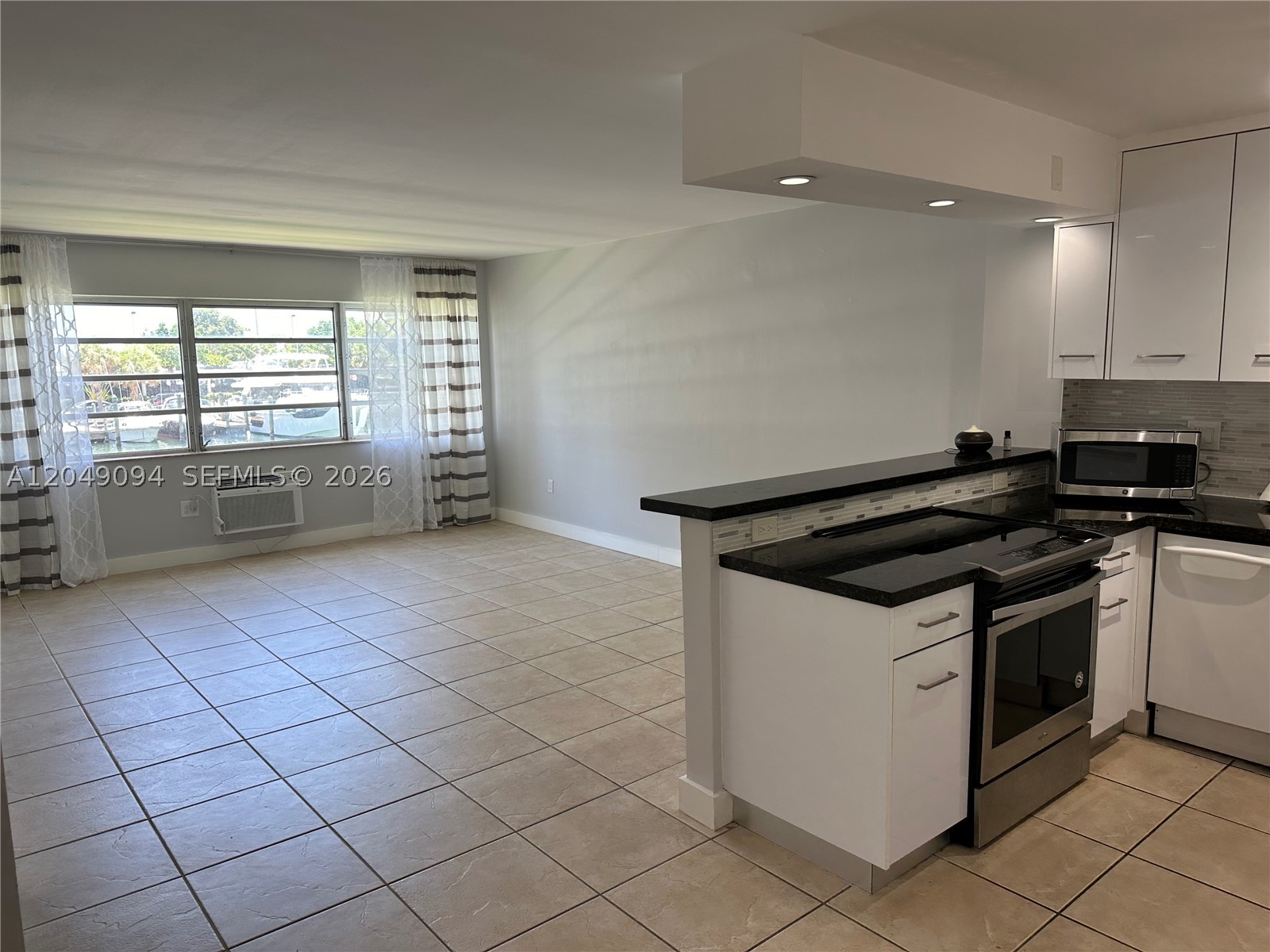 KINGS POINT IMPERIAL COND - Residential Lease
