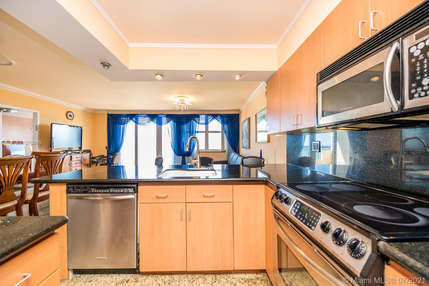 PARKER DORADO CONDO - Residential