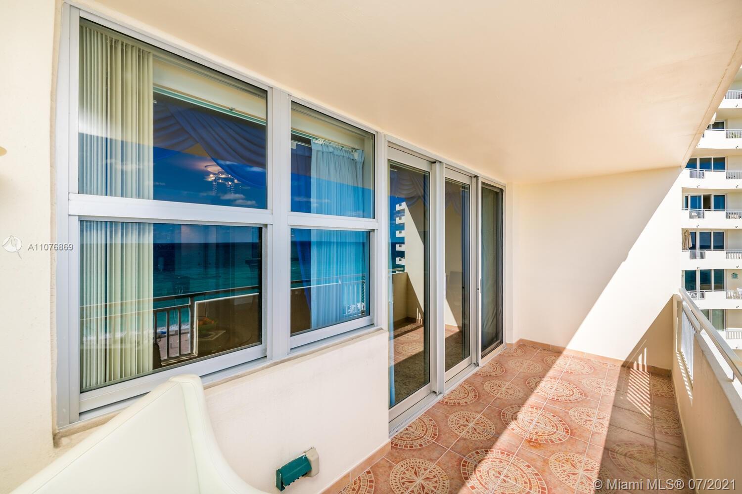 PARKER DORADO CONDO - Residential