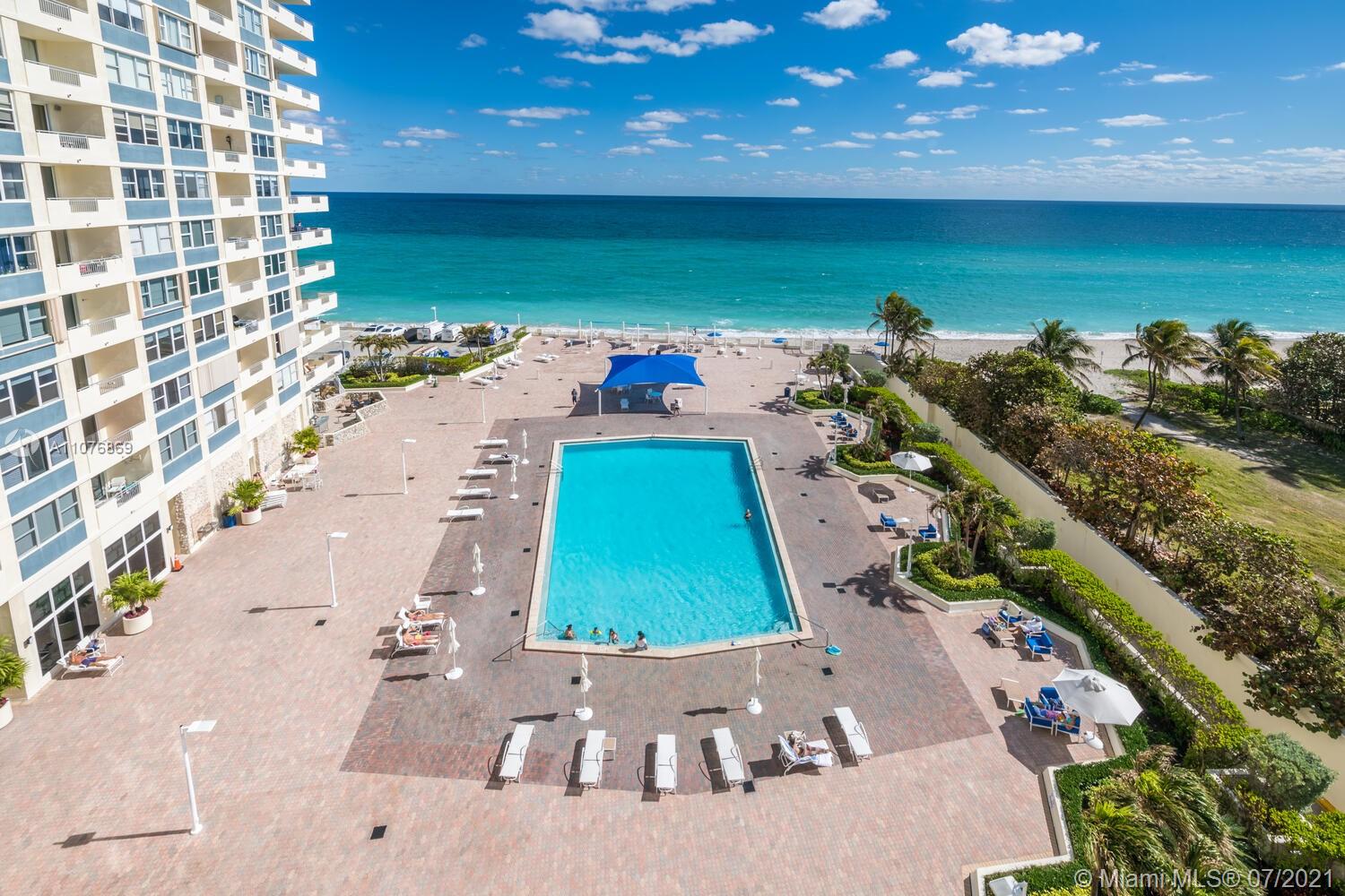PARKER DORADO CONDO - Residential