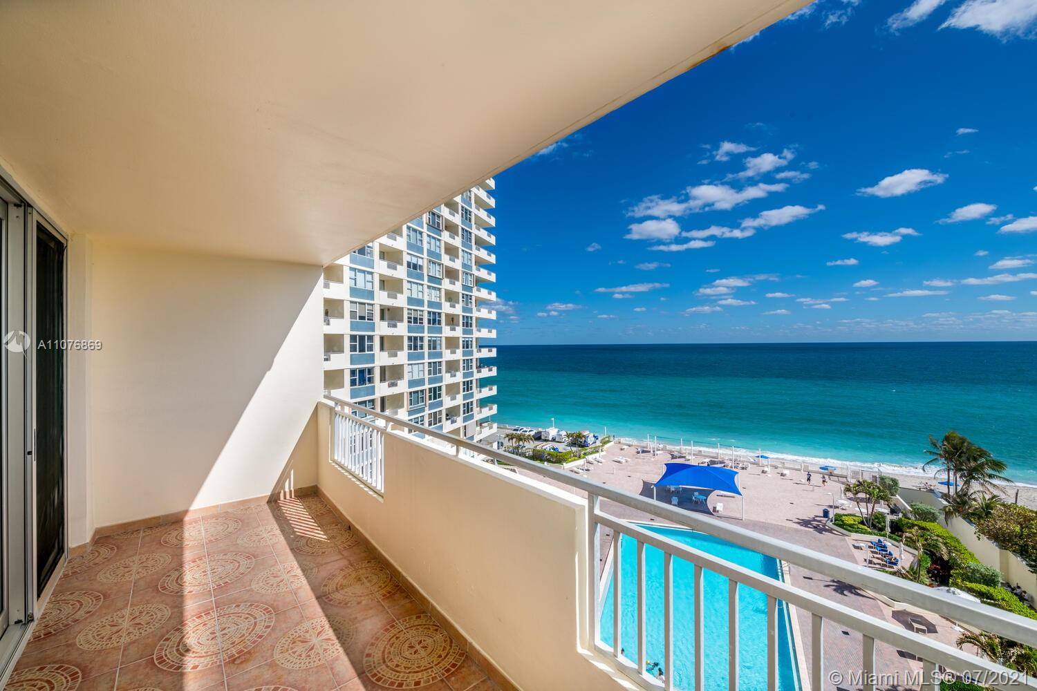 PARKER DORADO CONDO - Residential