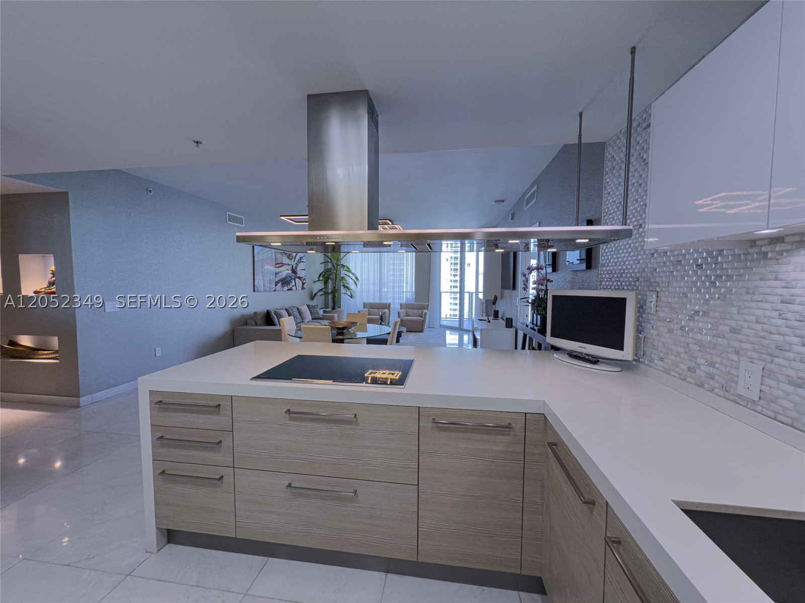 MARINA PALMS RESIDENCES S - Residential Lease